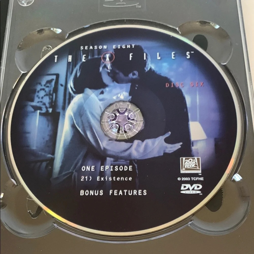 The X-Files Complete Season 8 DVD Collector's Edition Box Set TV Show Fan Bonus - Picture 8 of 8